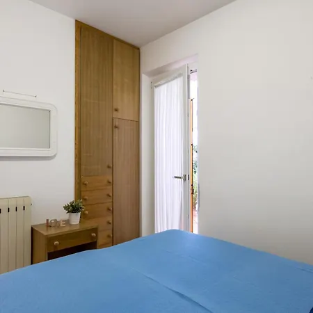 L16 Nuovo Con Giardino E Posto Auto * Numana
